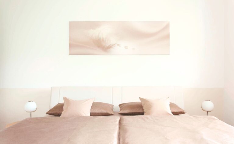 Schlafzimmer 1